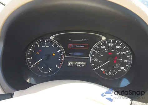 2015 Nissan Altima 2.5 Sv из США, поврежденный, VIN 1N4AL3AP2FC461447